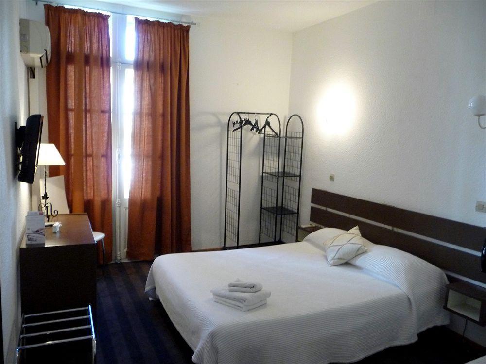 Hotel Alexander 페르피냥 외부 사진